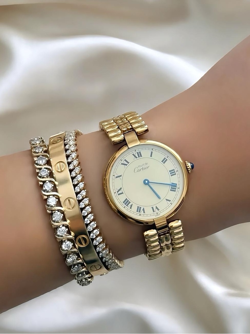 AUTHENTIC VINTAGE CARTIER GOLD WATCH - WITH BOX